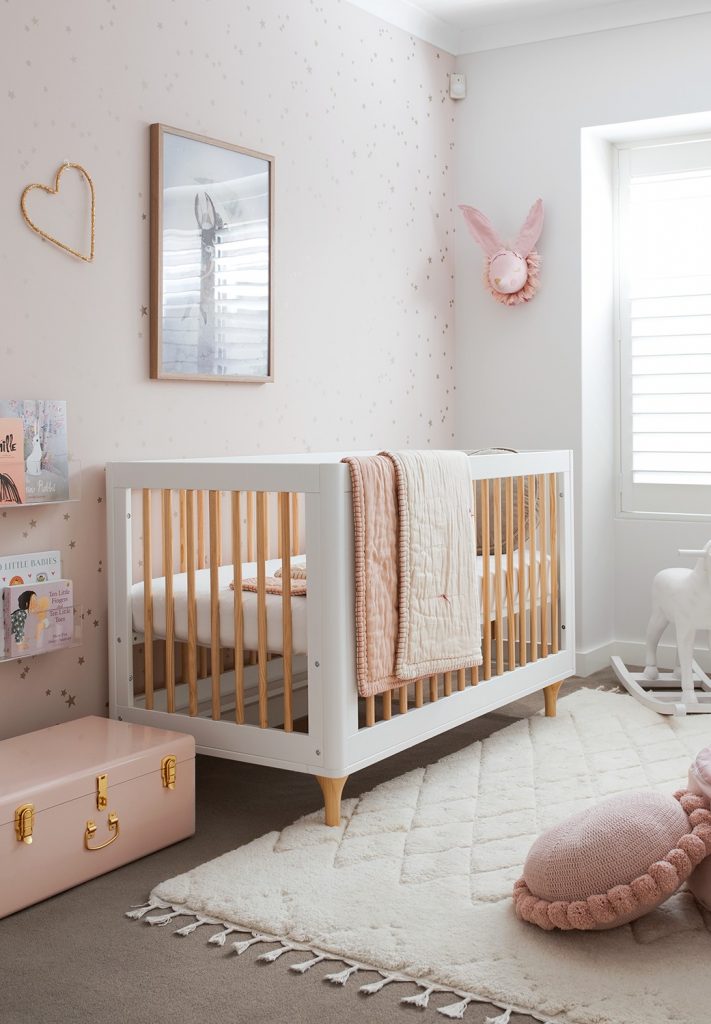 decoração simples para quarto de bebê