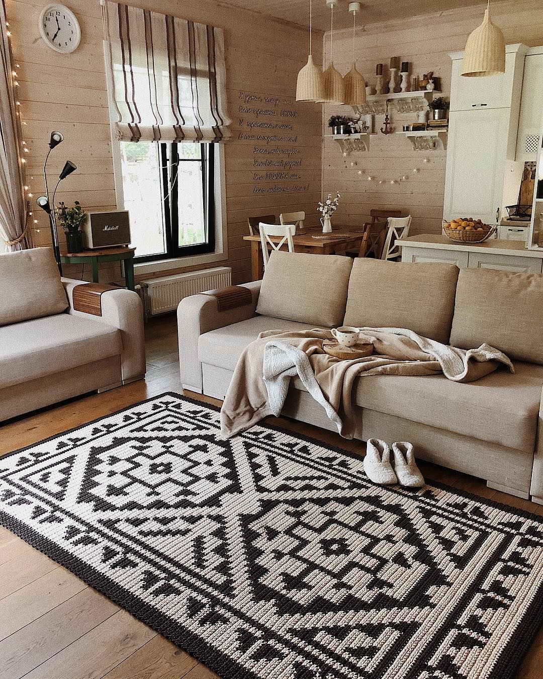 Como acertar na decoração com tapete de crochê; essas ideias vão enaltecer o seu lar