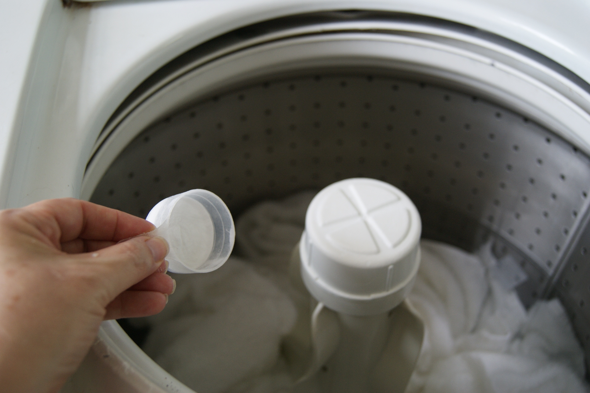 bicarbonato de sódio na máquina de lavar