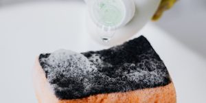 Guia de como fazer detergente em casa fácil
