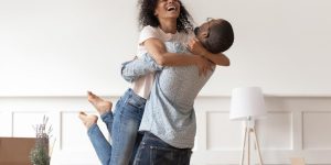 8 coisas que os recém-casados DEVEM lembrar para organizar a casa nova; jamais pule a 5ª