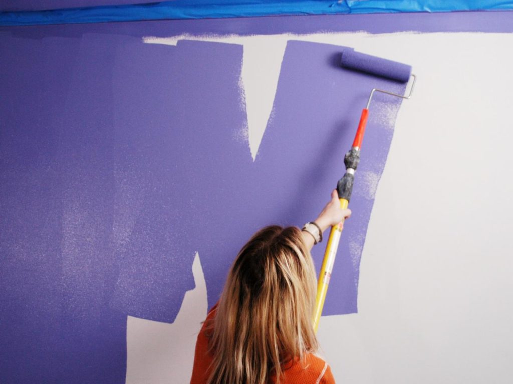 7 dicas para pintar paredes da casa; entenda como fazer isso sem erros e com eficiência
