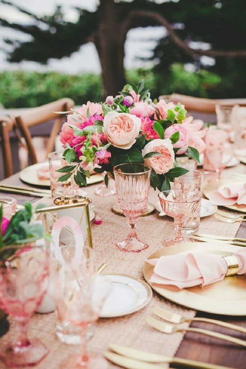 decoração rosa claro em casamento