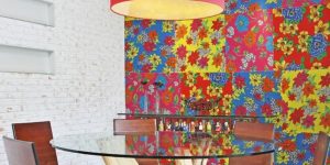 6 ideias de decoração com chita; veja como incluir esse tecido e deixar sua casa cheia de cor