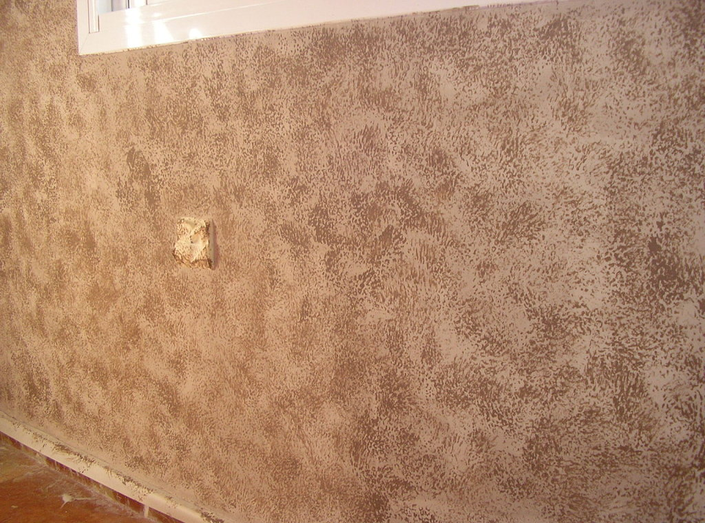 pintura na parede com esponja
