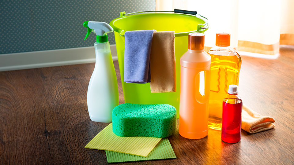 5 truques de limpeza que NÃO funcionam: veja quais são e pare de fazê-los de imediato