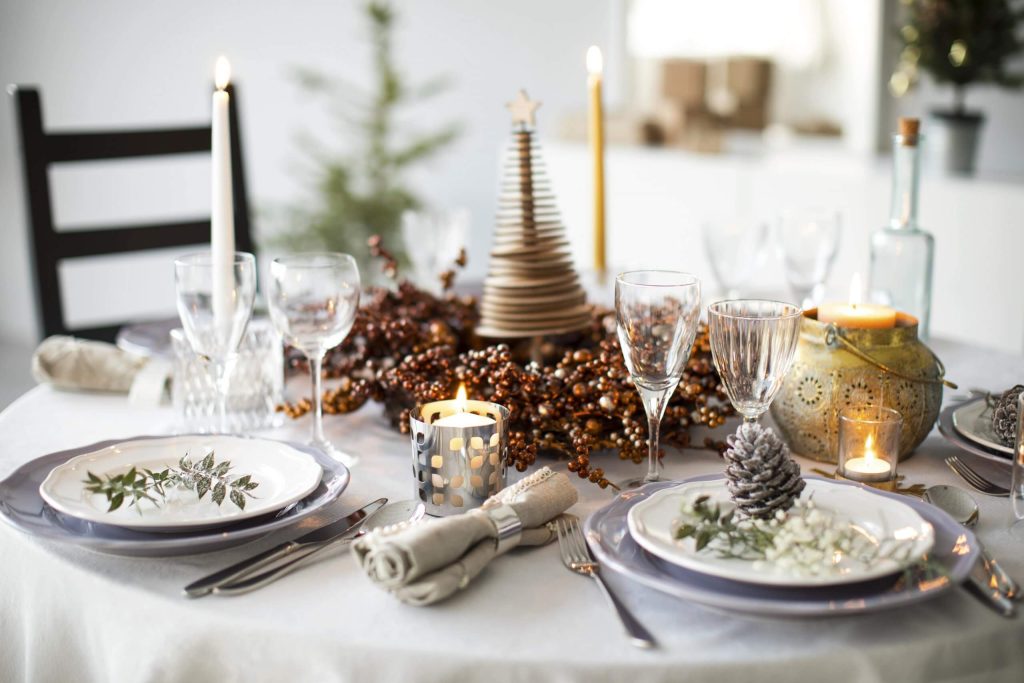 Decoração de mesa para Ano Novo: confira dicas para que esse espaço seja bem valorizado