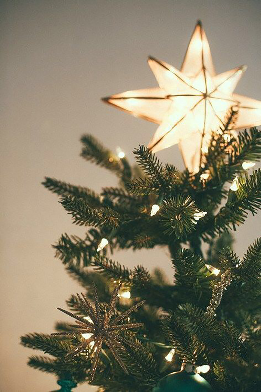 estrela no topo da árvore de natal