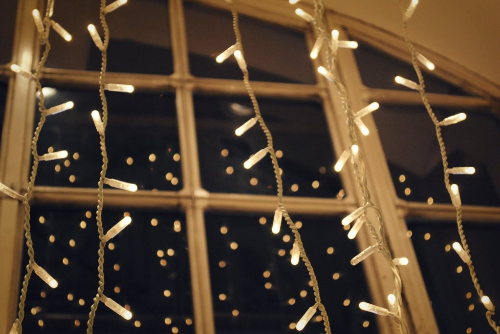 luzes de natal na janela
