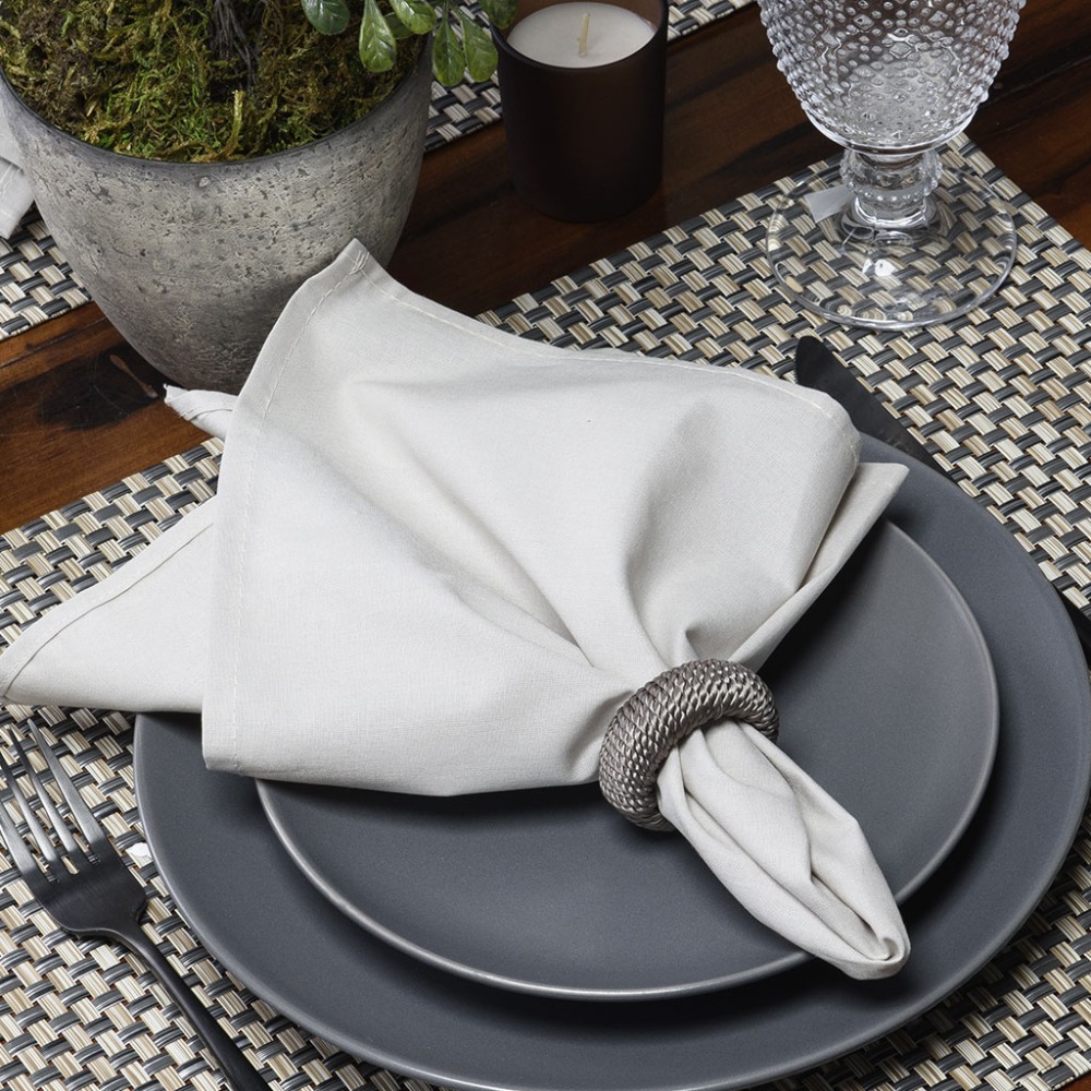 Guardanapo de tecido: confira dicas para escolher e dobrar para decorar ainda mais a mesa de jantar