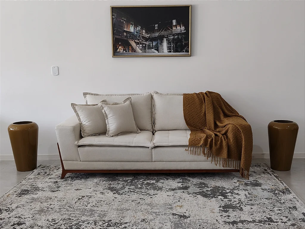 sofá branco de linho em sala