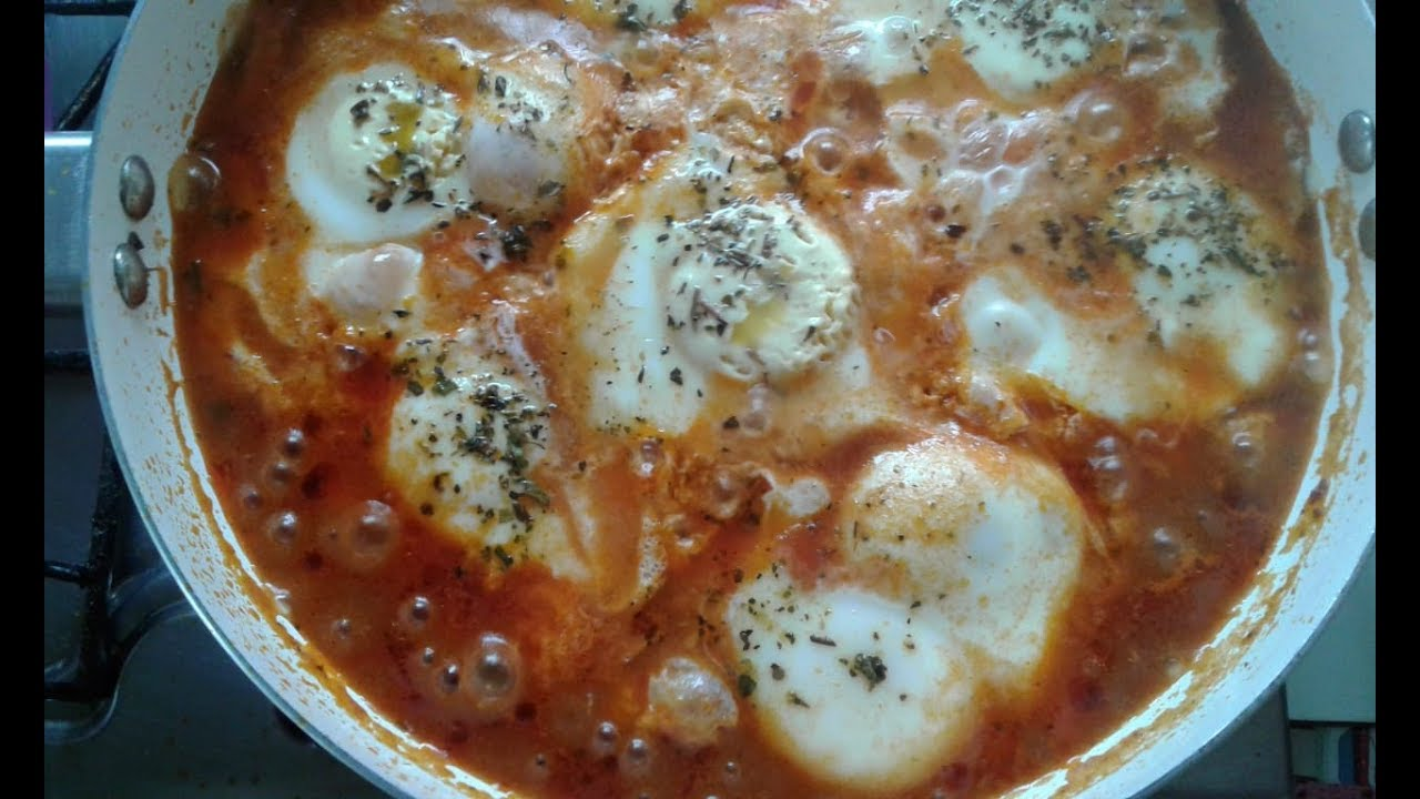 Receita de Ovos à Bolonhesa, a melhor receitinha com ovos que você já viu! Super fácil e deliciosa!