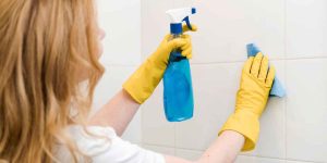 6 truques POUCO DIVULGADOS para remover manchas de mofo e limpar azulejos do banheiro