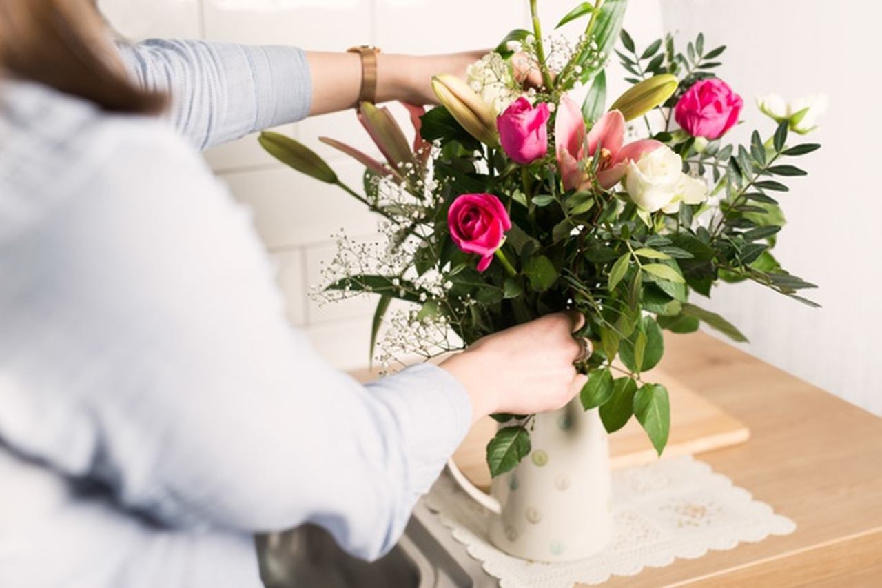6 cuidados com flores de corte: veja o que você pode fazer para conservar seus arranjos na decoração