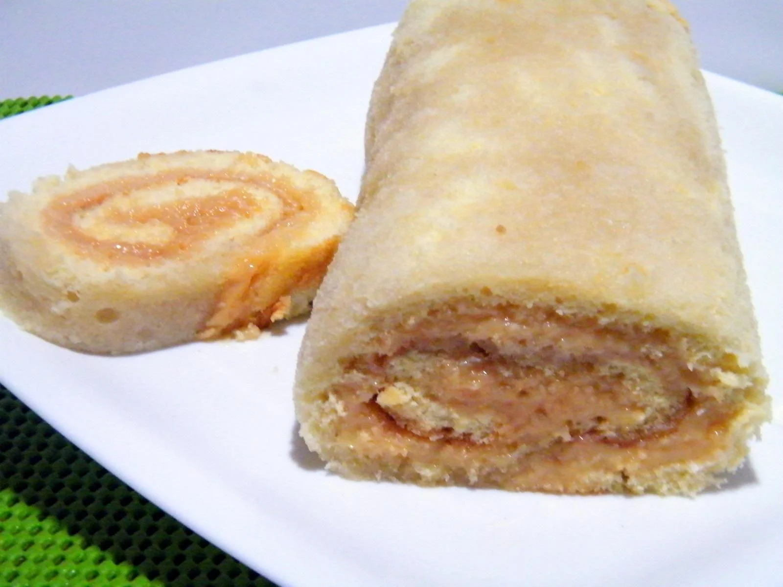 Receita de Rocambole de Castanha-do-Pará, uma sobremesa super especial que vai encantar todo mundo