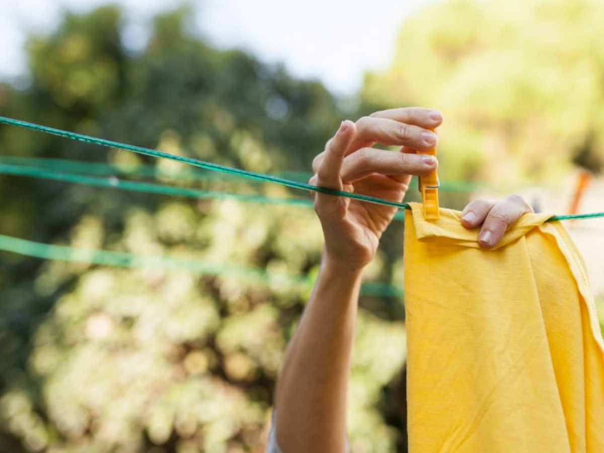6 dicas para usar o prendedor de roupa do jeito CERTO: saiba como evitar marcações nos tecidos