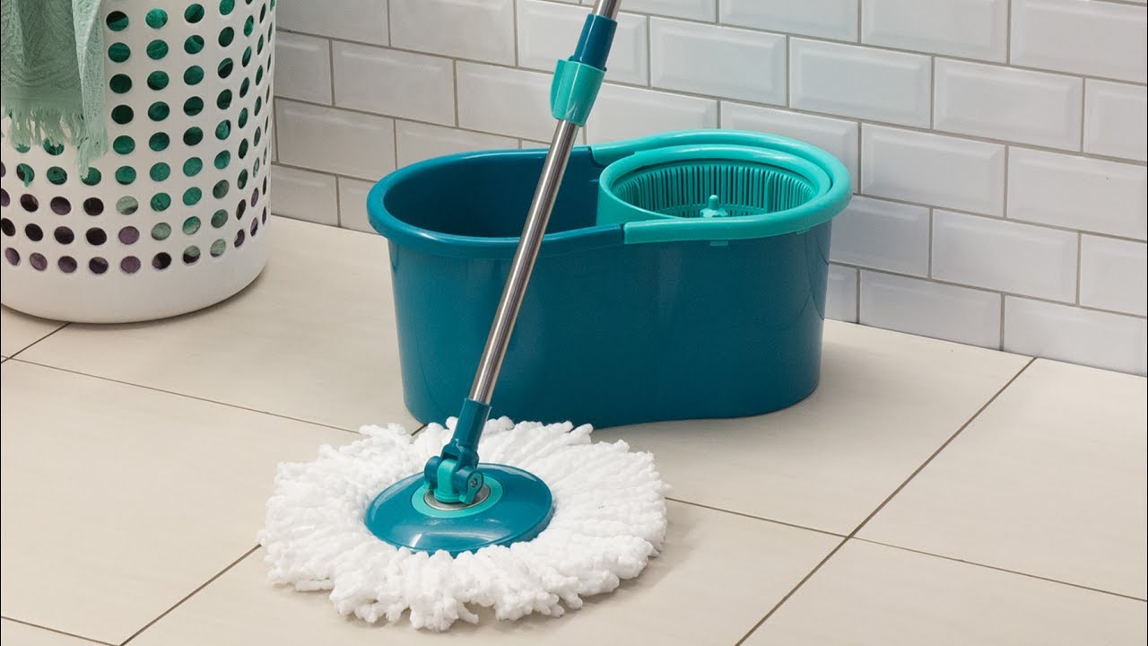 7 dicas para usar o mop na limpeza da casa: saiba como apostar nesse item de forma prática