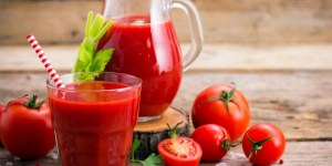 Receita de Suco de Tomate para variar no dia a dia e ter os vários benefícios dessa fruta