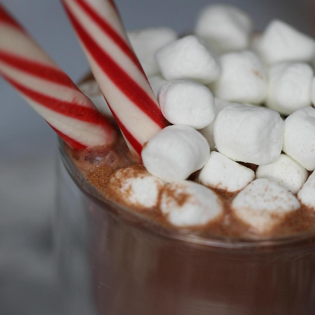 chocolate quente com marshmallow