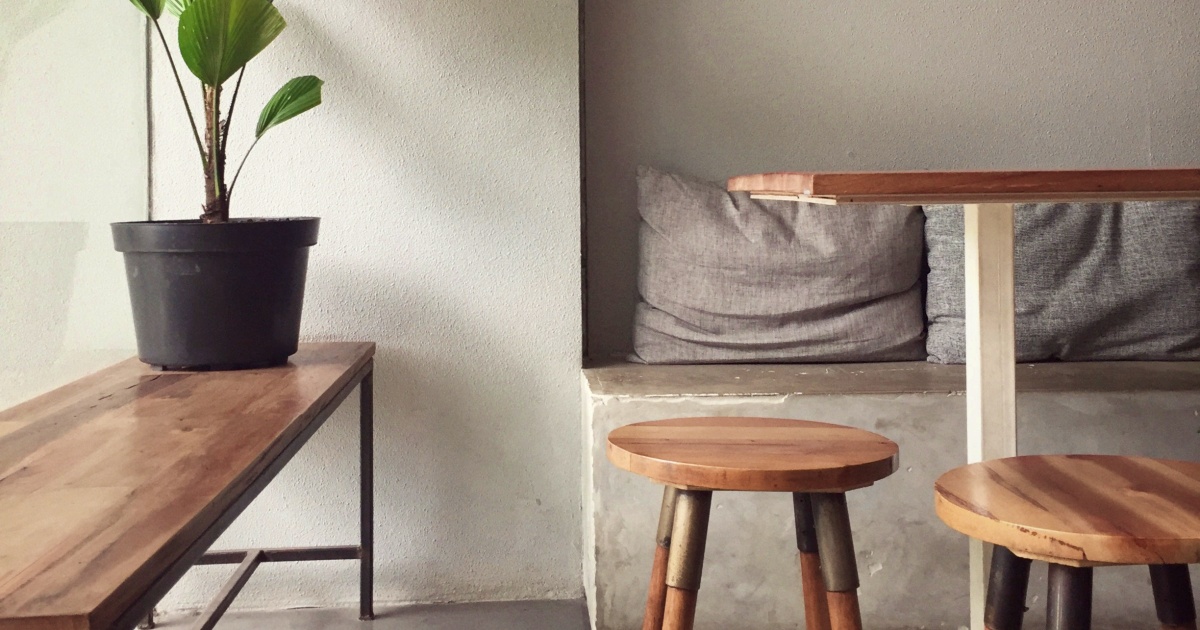 Como manter os móveis de madeira sempre novos e bonitos? Veja as melhores dicas!