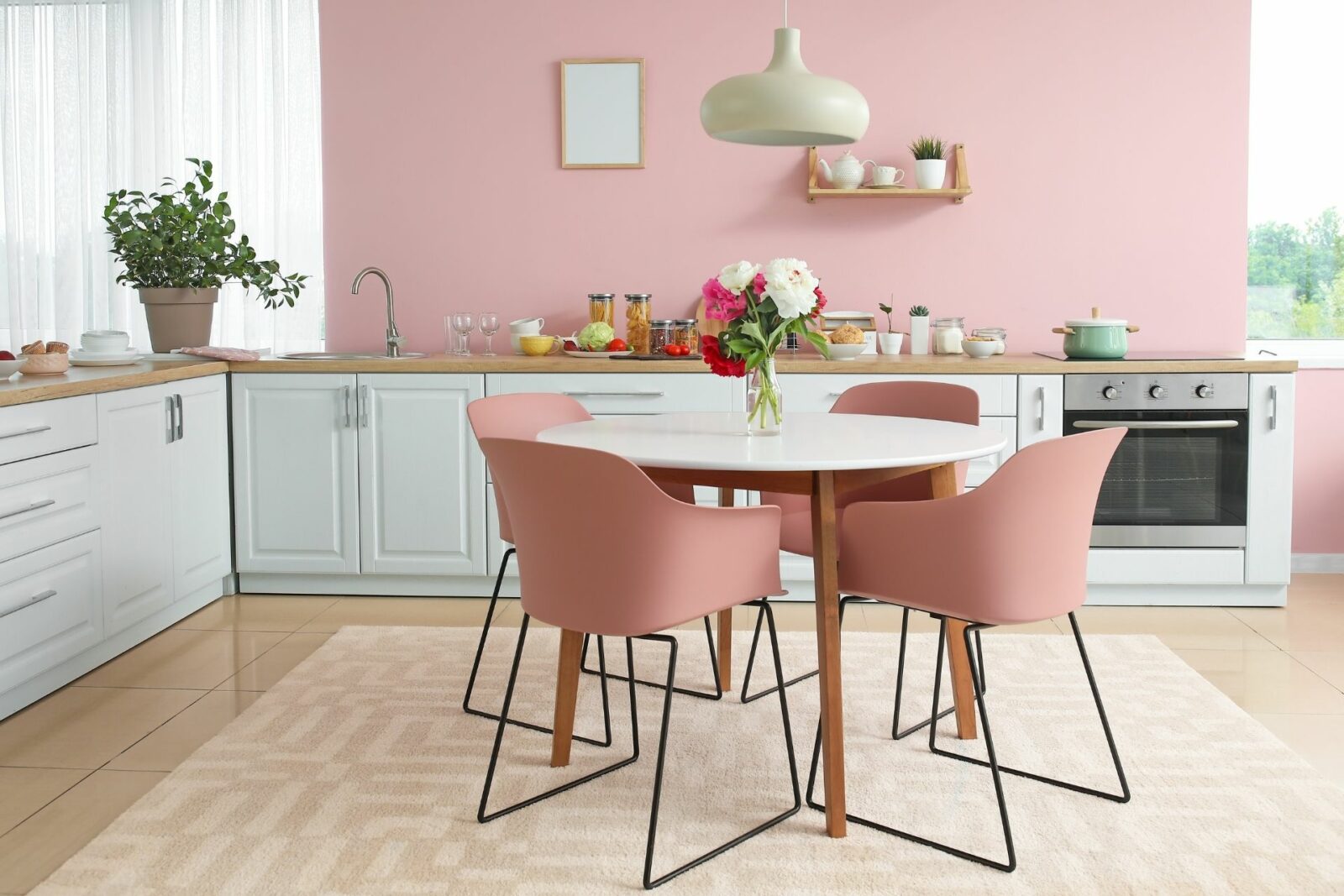 cozinha decorada em rosa