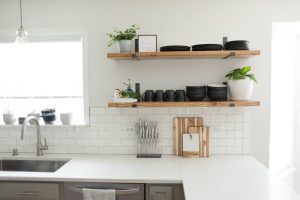 Para uma cozinha pequena, você precisa de soluções práticas: veja estes 6 detalhes