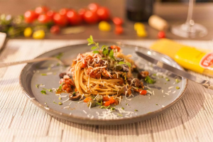 Receita de Espaguete à Siracusa, delícia italiana para quem é vegetariano e adora uma massa!