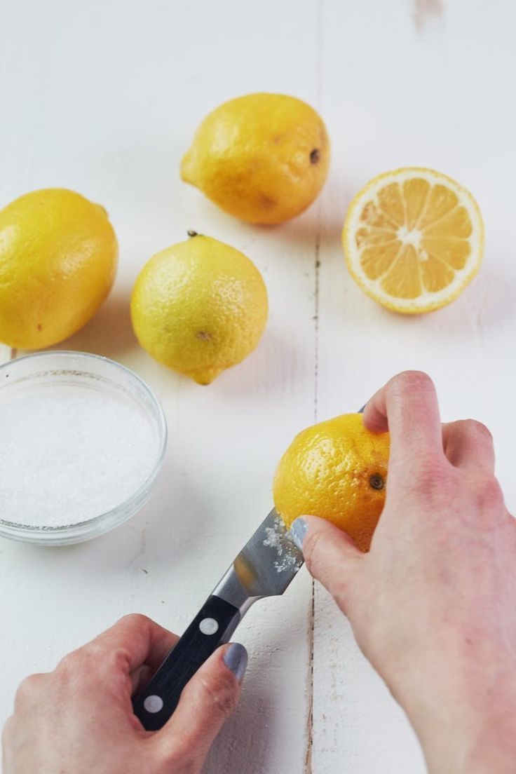 limão para remover ferrugem de faca
