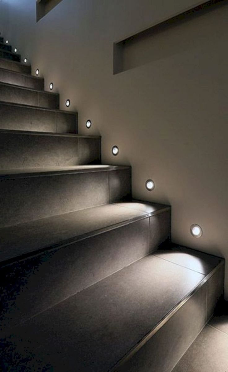 pontos de luz em escada