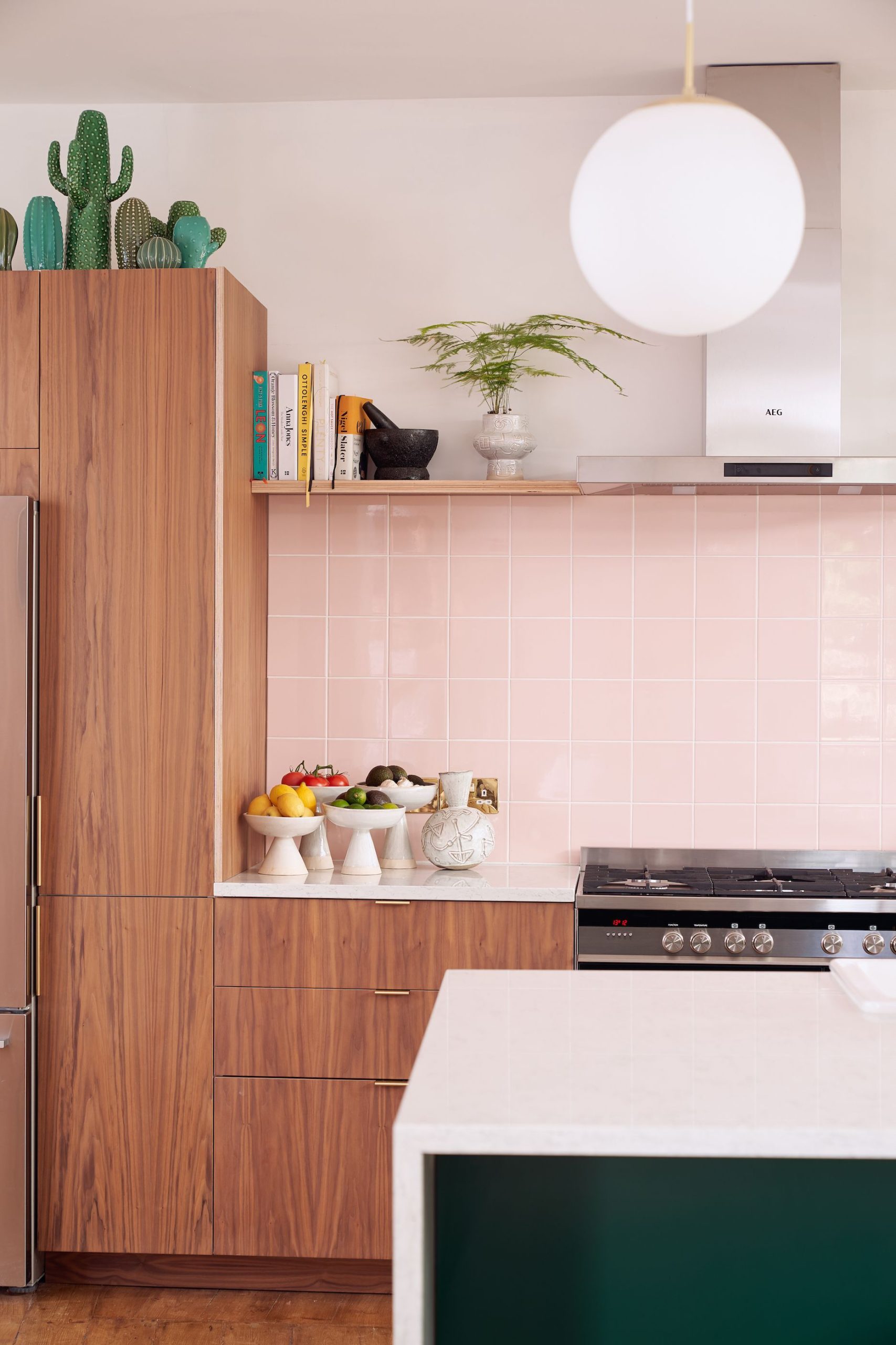 revestimento rosa na cozinha