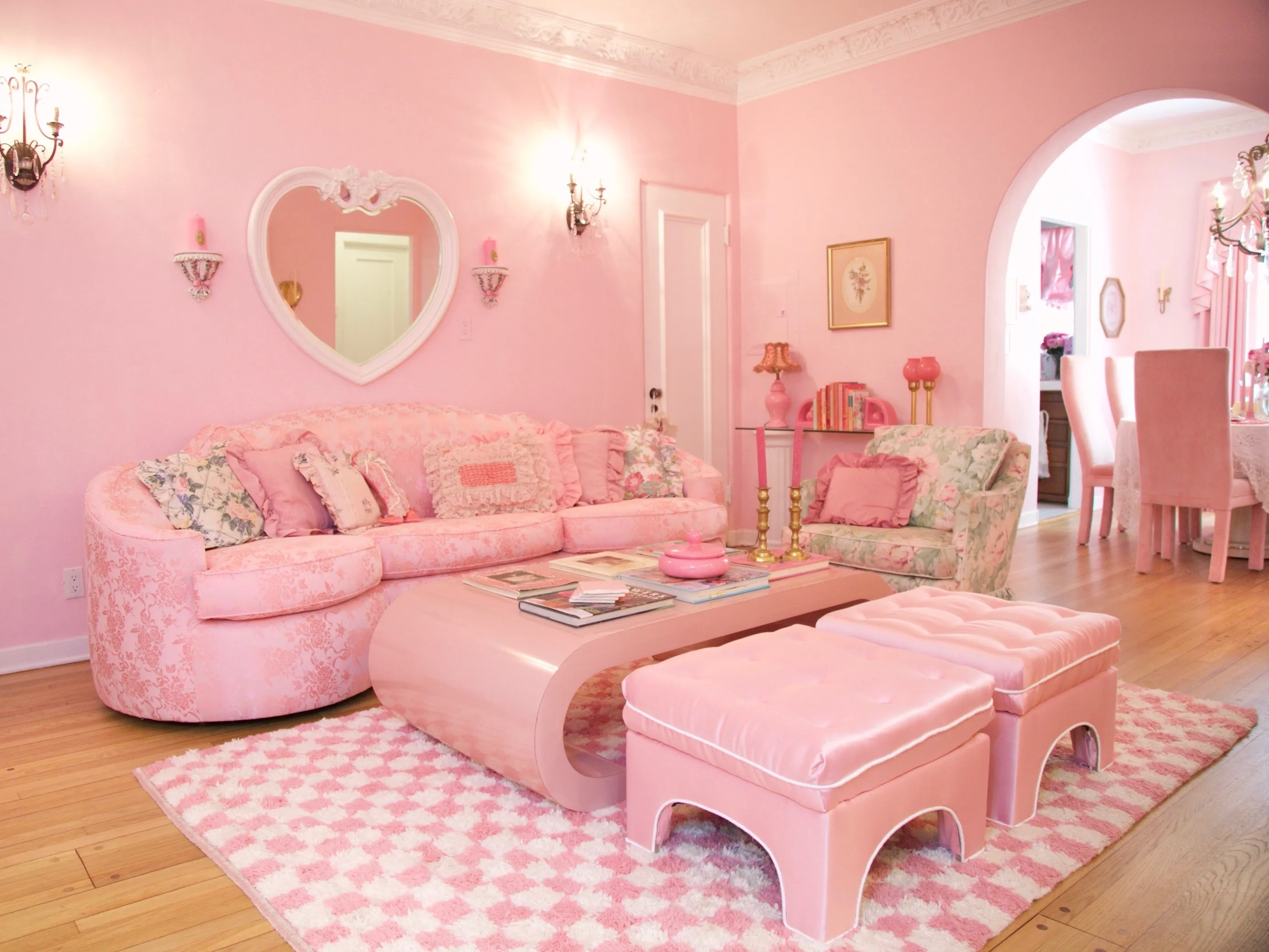 sala de estar em tom de rosa