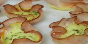 Cestinha de Peito de Peru com Ovo
