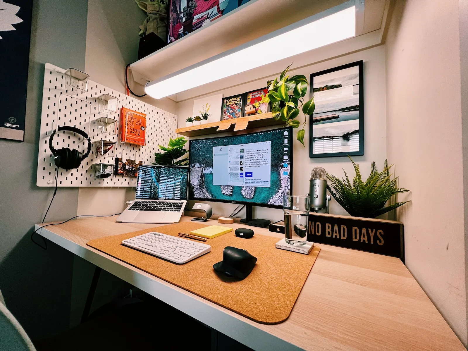 home office com boa iluminação direta