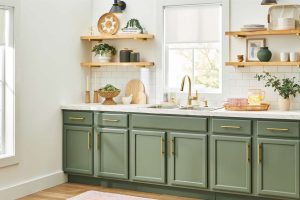 armários de cozinha em cor verde-sálvia