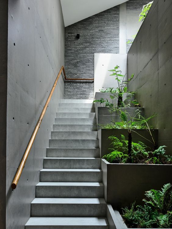 canteiro plantas escada concreto
