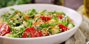 Salada de Quinoa com Legumes