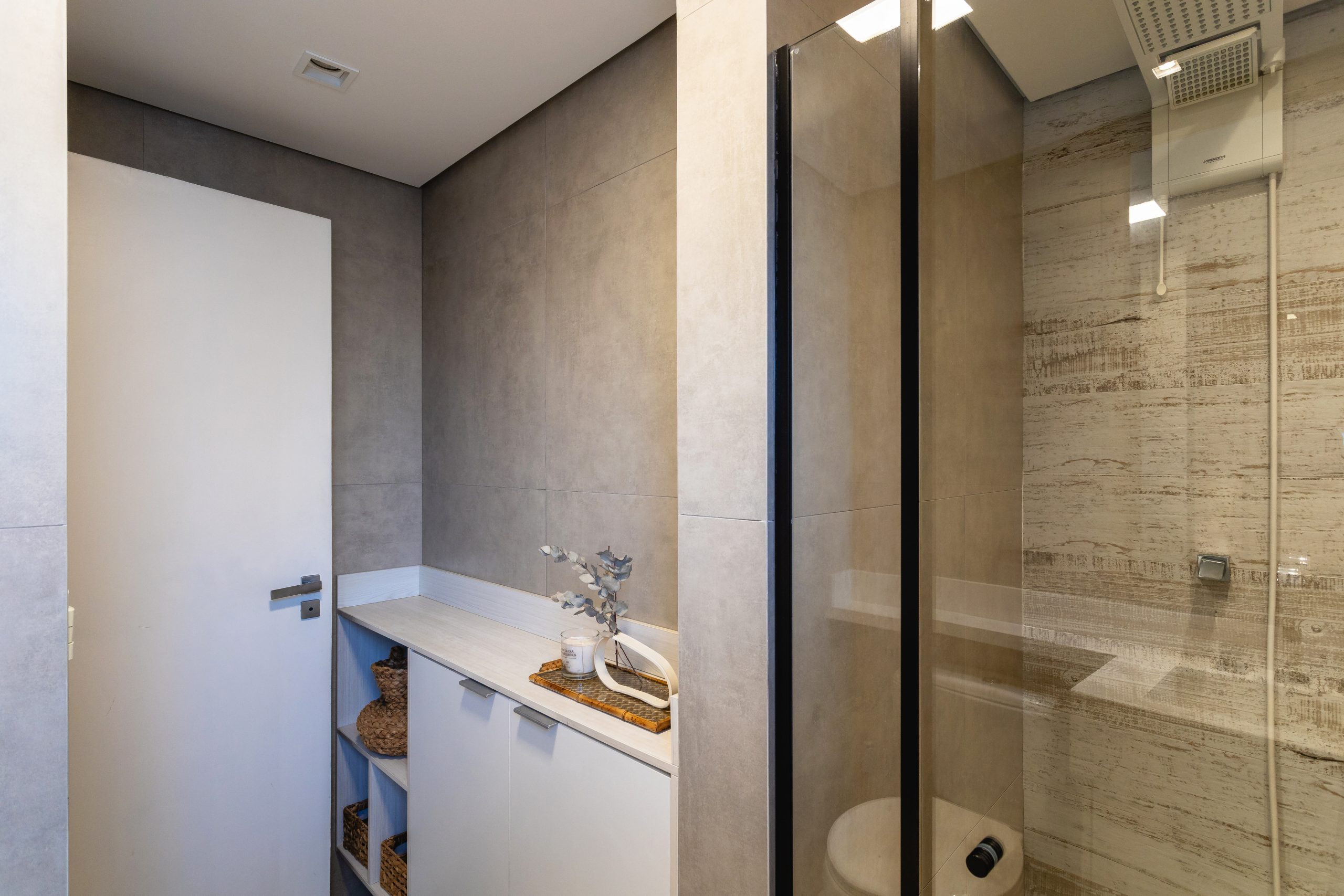 banheiro com design minimalista