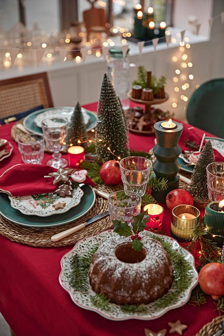 mesa de jantar decorada para o natal