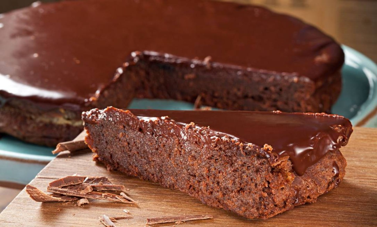 Receita de Mud Cake (Bolo Molhadinho) de Chocolate