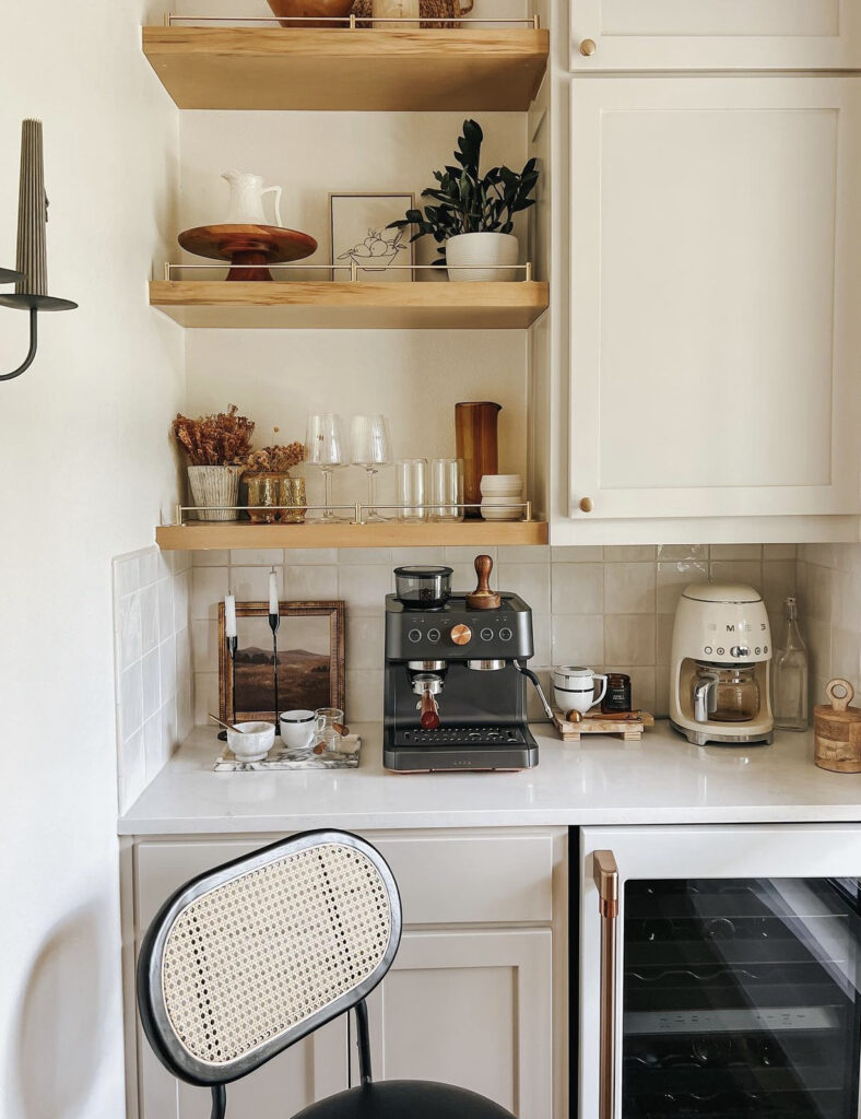 cantinho de café em espaço da cozinha